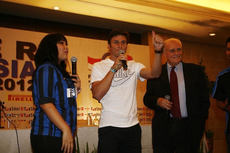 JAKARTA - A big hello from captain Zanetti to the Indonesian Inter fans