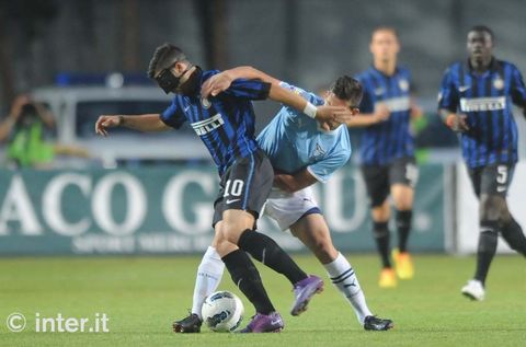 GUBBIO - Daniel Bessa, who would later come off with a knee injury