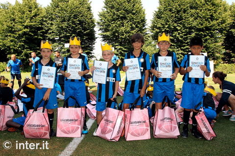     MILANO - Pirelli, Nike, Gatorade, Gazzetta dello Sport, NGM, Lauretana: con Inter!