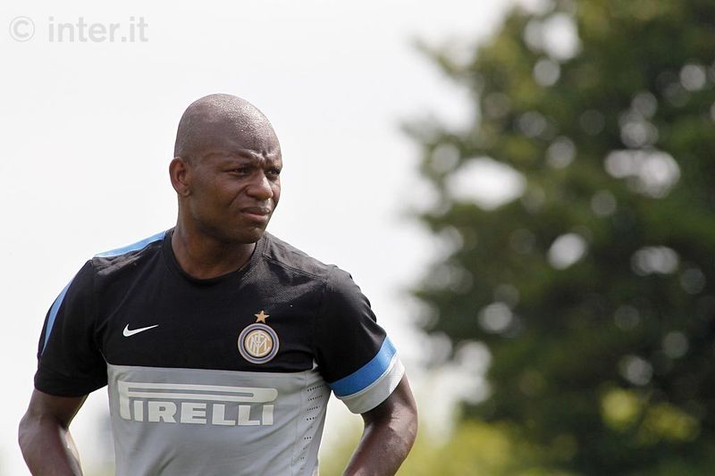 APPIANO GENTILE - Strength and character at Inter's service: that's Mudingayi