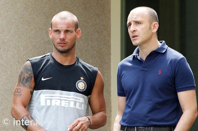 APPIANO GENTILE - Looking to the future, Inter's future: Piero Ausilio and Sneijder