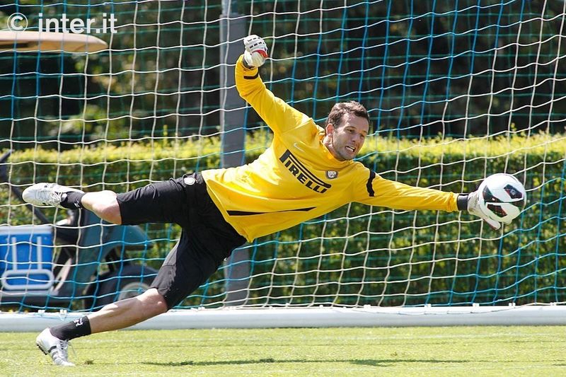 APPIANO GENTILE - After a break it's straight back between the posts... flying again
