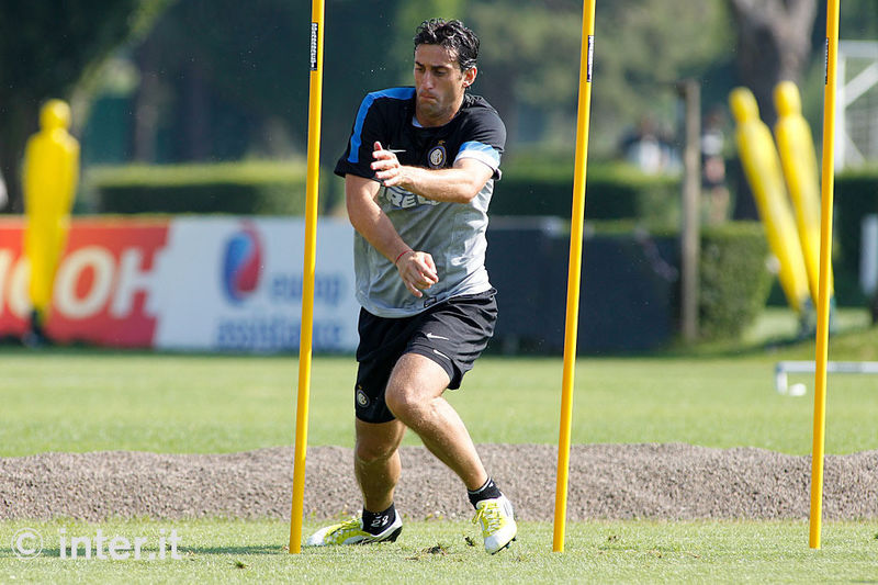 APPIANO GENTILE - Milito completes the course and is ready for Celtic now