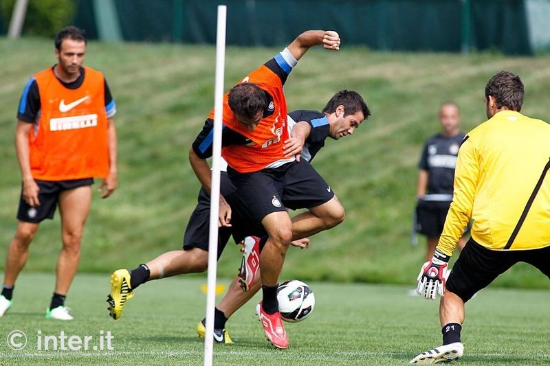 APPIANO GENTILE – Always battling for every ball