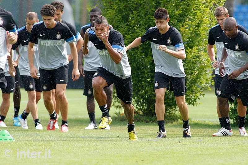 APPIANO GENTILE - La grinta del 'Guaro' durante la seduta di lavoro