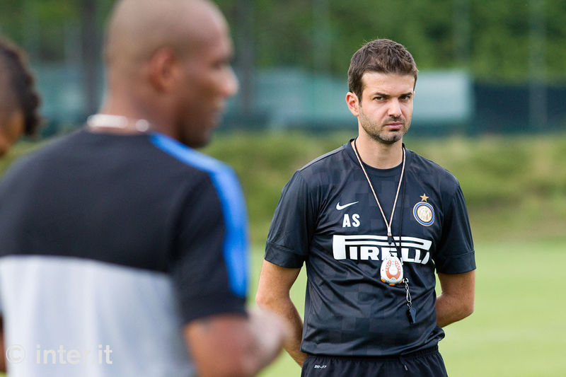 APPIANO GENTILE - Stramaccioni concentrates on the task at hand