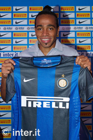 APPIANO GENTILE - Alvaro Pereira, &egrave; orgoglio nerazzurro 