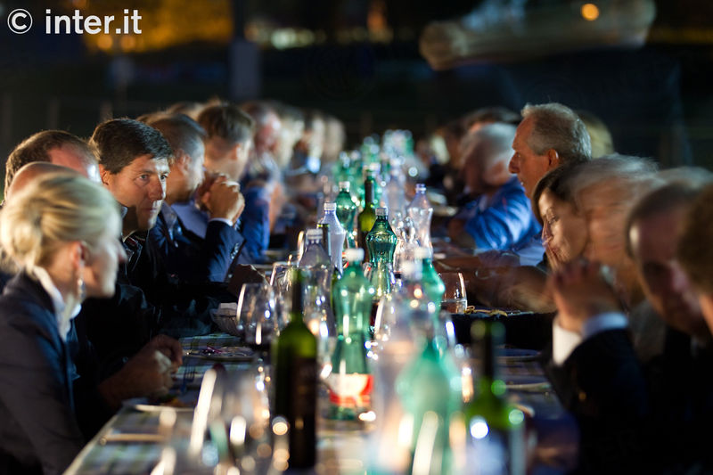 APPIANO GENTILE - Dopo le conferenze, arriva poi il momento della cena