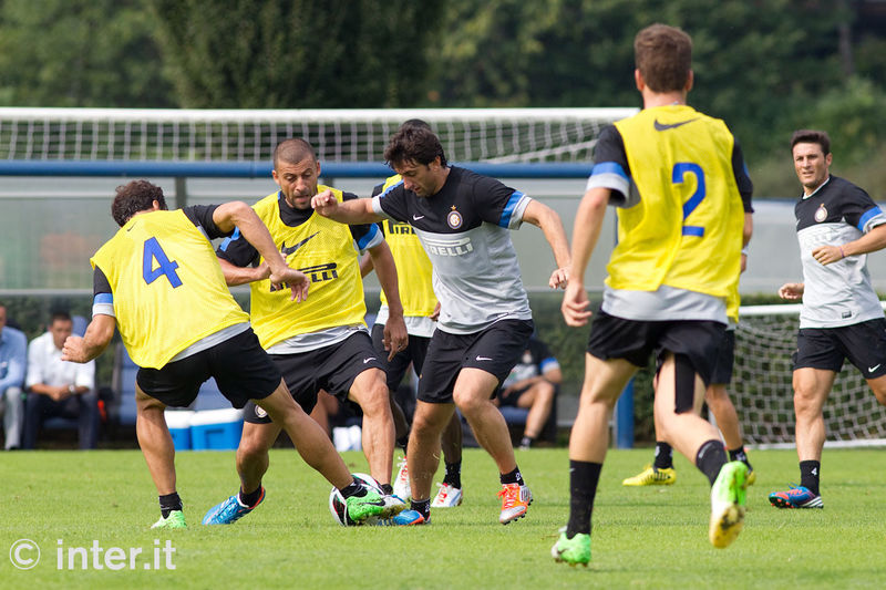 APPIANO GENTILE - Nel cuore dell'allenamento c'&egrave; Diego Milito