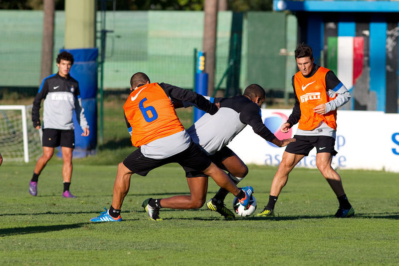 APPIANO GENTILE - Zanetti observes a stiff challenge