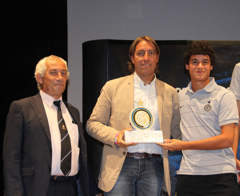    Cominciano le premiazioni dei club presenti