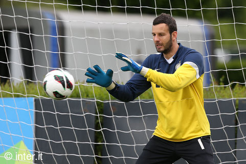 Goalkeepers at work ahead of Inter v Udinese