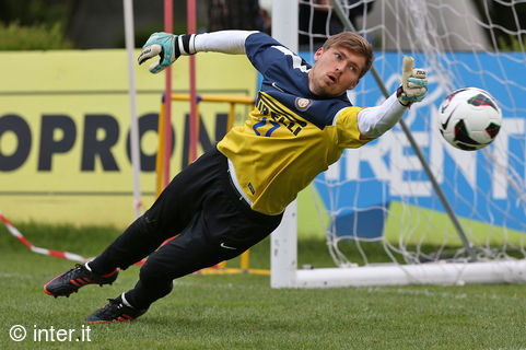 Goalkeepers at work ahead of Inter v Udinese