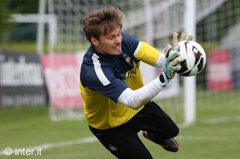 Goalkeepers at work ahead of Inter v Udinese