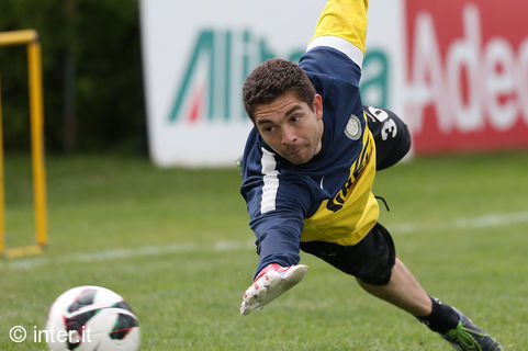 Goalkeepers at work ahead of Inter v Udinese