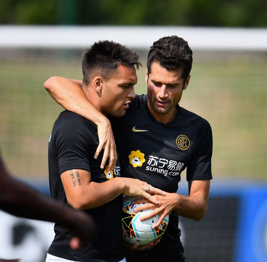Doppia seduta di allenamento al Centro Sportivo Suning